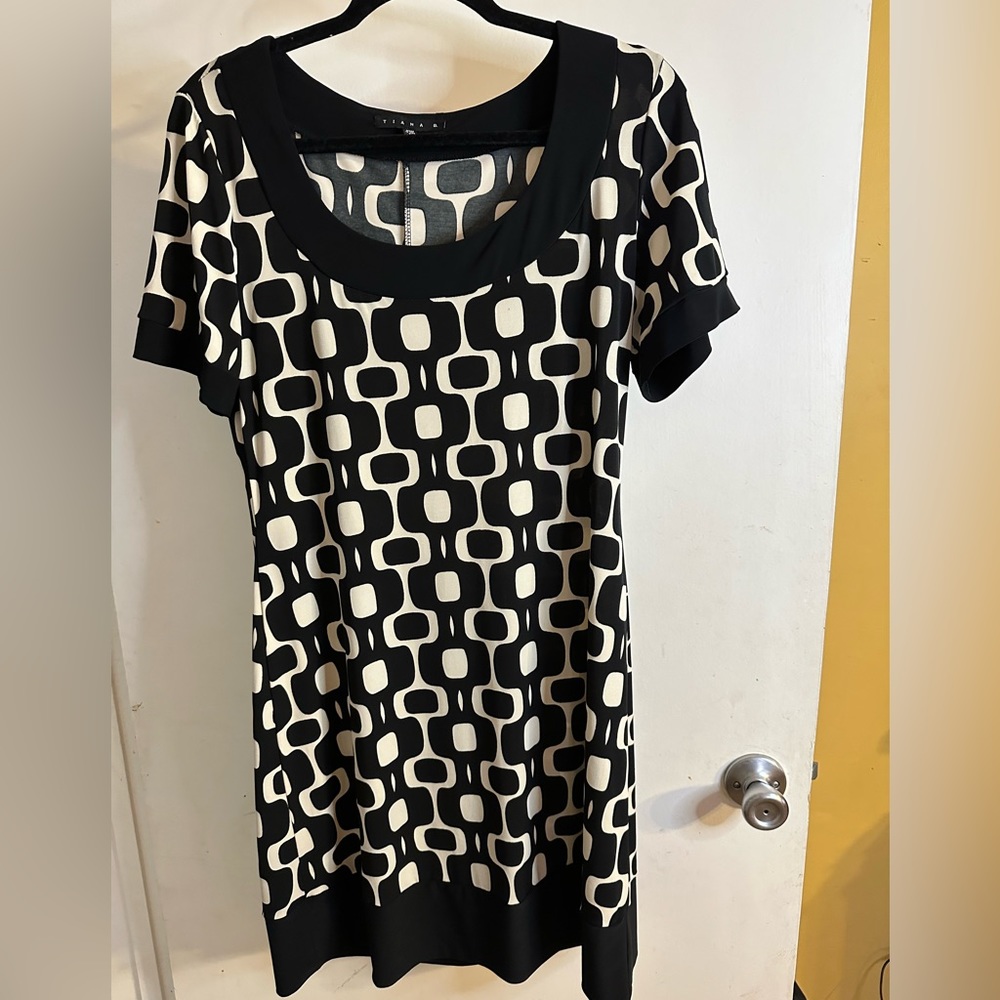 Tiana B. black and off white geometric dress